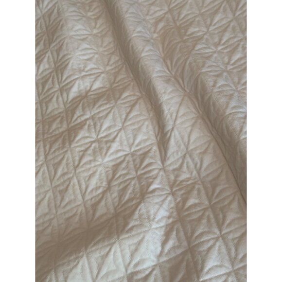 King Size Quilted Mattress Protector Cover Soft & Durable Hypoallergenic White F - Picture 4 of 5